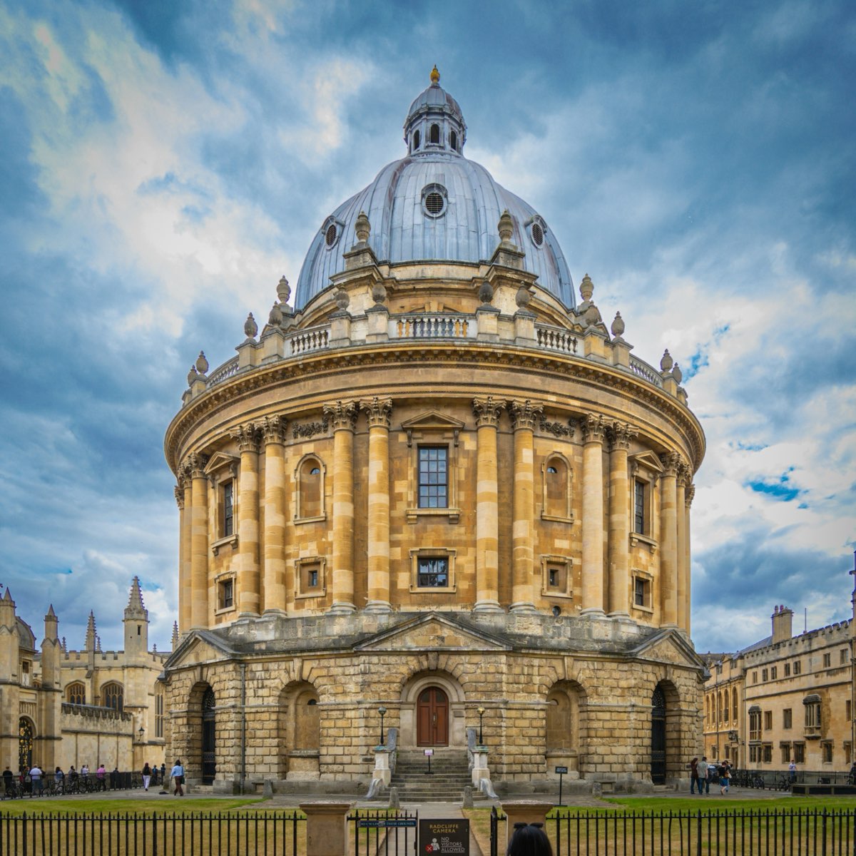 The Radcliffe Camera at the University of Oxford, where our students prepare for Oxbridge law admissions interviews